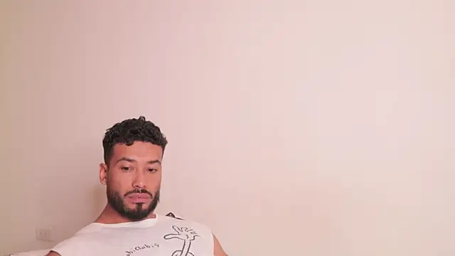 Snapshot of freddsexxx chatting on November 10, 2025, 2:44 pm freddsexxx online show from November 10, 2025, 2:44 pm