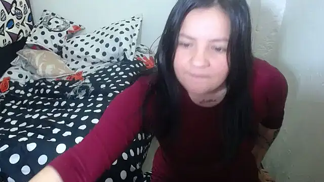 Snapshot of shopyymessyy chatting on October 21, 2025, 6:29 pm shopyymessyy online show from October 21, 2025, 6:29 pm