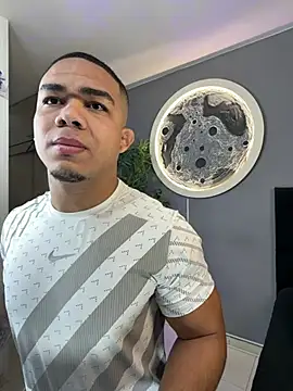 Snapshot of jordan_mayers02 chatting on May 2, 2026, 9:14 am jordan mayers02 online show from May 2, 2026, 9:14 am