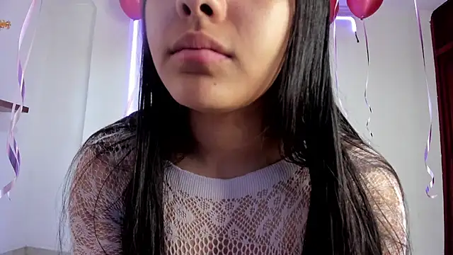 Snapshot of anniesweet- chatting on November 1, 2025, 1:27 pm anniesweet- online show from November 1, 2025, 1:27 pm