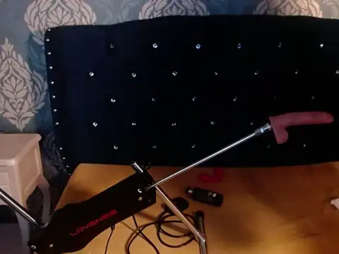 Snapshot of Sofiacowperx chatting on November 25, 2025, 7:36 pm Sofiacowperx online show from November 25, 2025, 7:36 pm