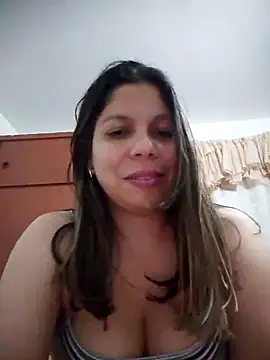 Snapshot of Carliina_Soussa chatting on September 19, 2025, 12:14 am Carliina Soussa online show from September 19, 2025, 12:14 am
