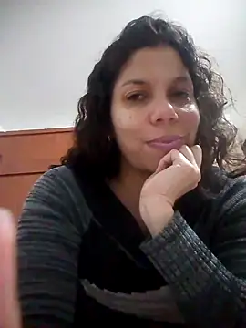 Snapshot of Carliina_Soussa chatting on March 19, 2025, 1:32 am Carliina Soussa online show from March 19, 2025, 1:32 am