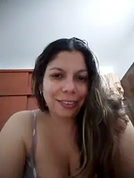 Snapshot of Carliina_Soussa chatting on October 20, 2025, 10:21 pm Carliina Soussa online show from October 20, 2025, 10:21 pm