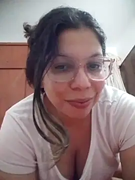 Snapshot of Carliina_Soussa chatting on June 11, 2026, 10:40 pm Carliina Soussa online show from June 11, 2026, 10:40 pm