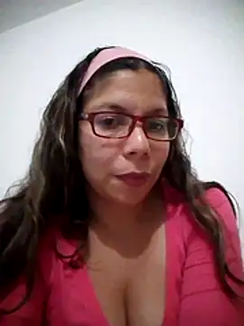 Snapshot of Carliina_Soussa chatting on November 25, 2025, 10:32 pm Carliina Soussa online show from November 25, 2025, 10:32 pm