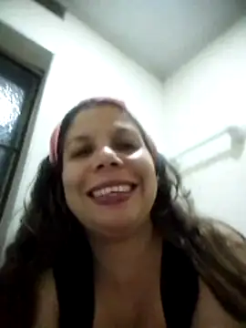 Snapshot of Carliina_Soussa chatting on November 6, 2025, 12:36 am Carliina Soussa online show from November 6, 2025, 12:36 am