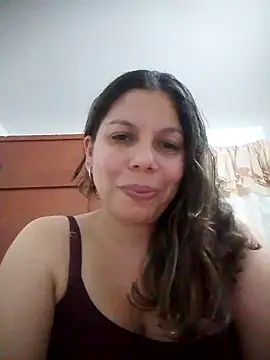 Snapshot of Carliina_Soussa chatting on September 25, 2025, 10:27 pm Carliina Soussa online show from September 25, 2025, 10:27 pm