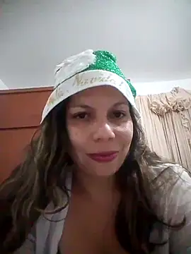 Snapshot of Carliina_Soussa chatting on December 3, 2025, 10:20 pm Carliina Soussa online show from December 3, 2025, 10:20 pm