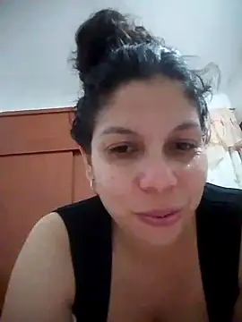 Snapshot of Carliina_Soussa chatting on March 22, 2025, 1:43 am Carliina Soussa online show from March 22, 2025, 1:43 am