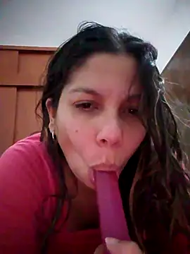 Snapshot of Carliina_Soussa chatting on October 16, 2025, 11:13 pm Carliina Soussa online show from October 16, 2025, 11:13 pm