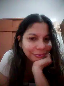 Snapshot of Carliina_Soussa chatting on October 6, 2025, 2:46 am Carliina Soussa online show from October 6, 2025, 2:46 am