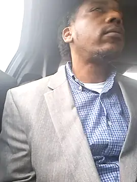 bigboytoy912 online show from April 5, 2026, 5:52 pm