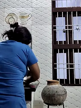 Snapshot of illay_love chatting on November 18, 2025, 5:16 pm illay love online show from November 18, 2025, 5:16 pm