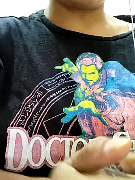 Snapshot of illay_love chatting on November 25, 2025, 5:19 am illay love online show from November 25, 2025, 5:19 am