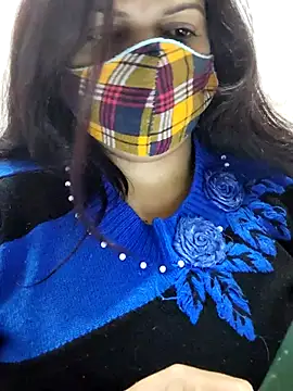 Snapshot of illay_love chatting on December 5, 2025, 5:44 pm illay love online show from December 5, 2025, 5:44 pm