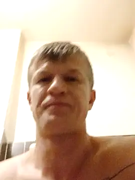 Snapshot of Lovely_1986 chatting on March 1, 2025, 12:07 am Lovely 1986 online show from March 1, 2025, 12:07 am