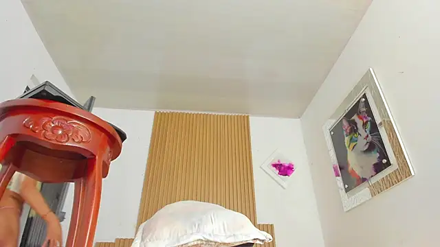 Snapshot of nathaly_sara_ chatting on September 11, 2025, 3:39 am nathaly sara online show from September 11, 2025, 3:39 am