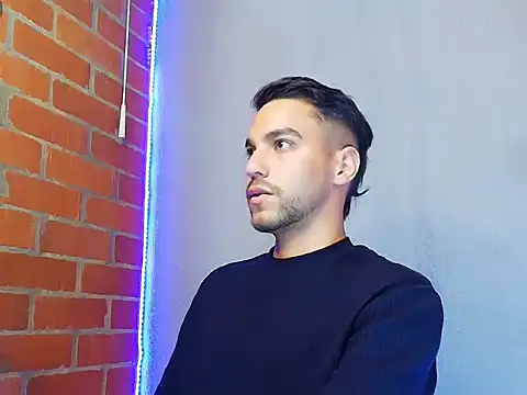 Leandro valenzuela online show from October 15, 2025, 9:45 pm