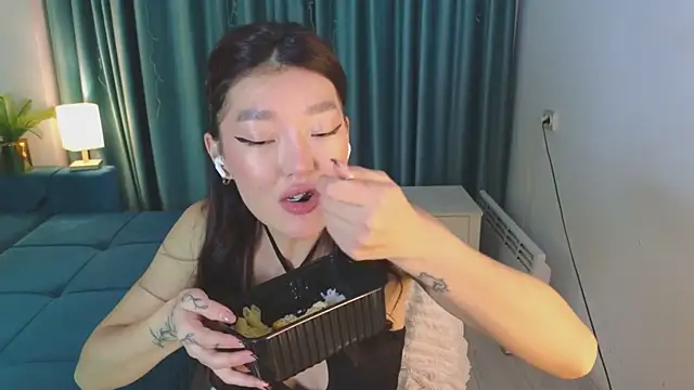 Snapshot of AudreyMell chatting on October 26, 2025, 2:39 pm AudreyMell online show from October 26, 2025, 2:39 pm