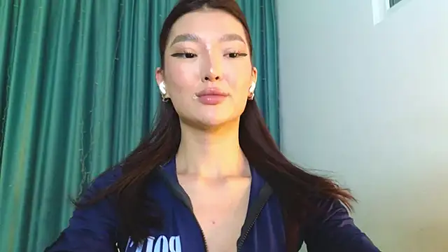 Snapshot of AudreyMell chatting on November 13, 2025, 3:49 pm AudreyMell online show from November 13, 2025, 3:49 pm