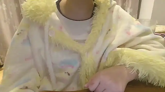 Snapshot of arena1357 chatting on November 20, 2025, 2:07 pm arena1357 online show from November 20, 2025, 2:07 pm