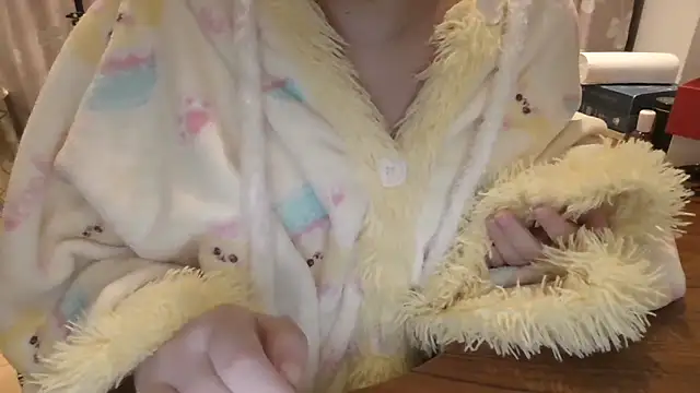 Snapshot of arena1357 chatting on December 17, 2025, 4:01 pm arena1357 online show from December 17, 2025, 4:01 pm