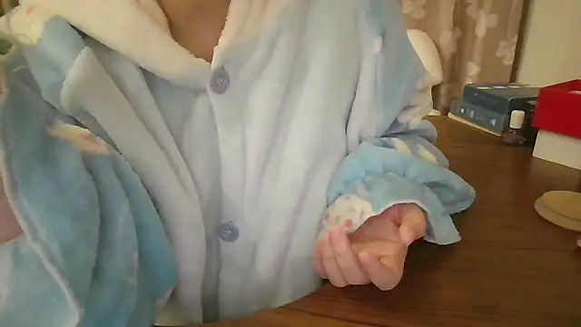 Snapshot of arena1357 chatting on December 5, 2025, 3:54 pm arena1357 online show from December 5, 2025, 3:54 pm