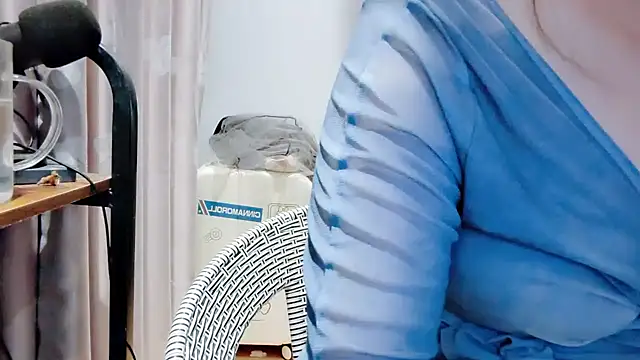 Snapshot of arena1357 chatting on September 16, 2025, 2:07 pm arena1357 online show from September 16, 2025, 2:07 pm