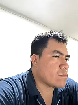 Snapshot of Jhonatan_Morales_S chatting on January 22, 2025, 5:26 am Jhonatan Morales S online show from January 22, 2025, 5:26 am