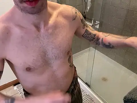 Snapshot of RuffClvb chatting on March 16, 2025, 3:04 am RuffClvb online show from March 16, 2025, 3:04 am