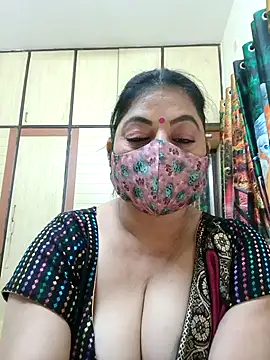 Ratna-777 online show from November 5, 2025, 7:06 pm