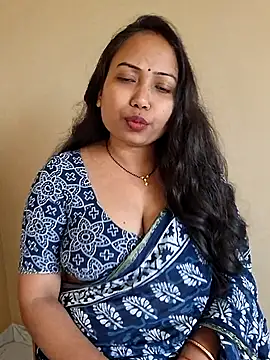 DREAM GIRL-30 online show from February 24, 2026, 9:32 am