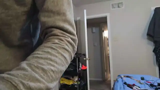 Snapshot of ChillzPnp chatting on December 16, 2025, 11:53 pm ChillzPnp online show from December 16, 2025, 11:53 pm