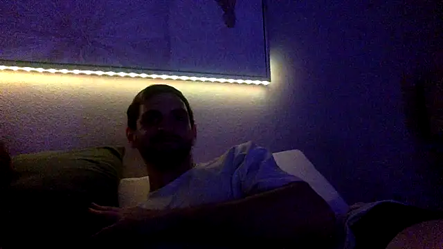 Snapshot of ChillzPnp chatting on November 18, 2025, 5:00 am ChillzPnp online show from November 18, 2025, 5:00 am