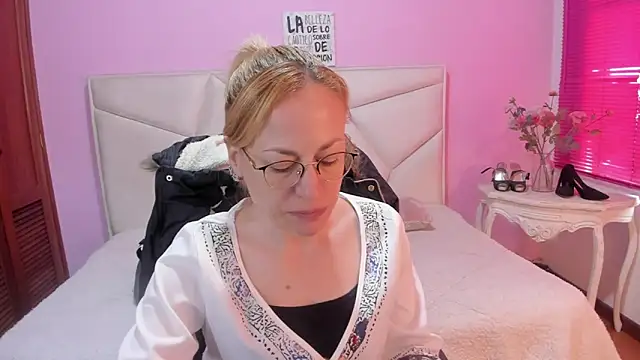 Snapshot of SammySanders chatting on March 7, 2026, 12:10 pm SammySanders online show from March 7, 2026, 12:10 pm