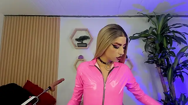 BrianaSchafer online show from September 24, 2025, 6:25 pm