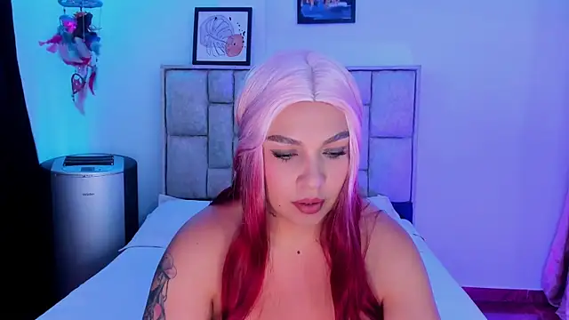 brianaGuzman online show from May 27, 2026, 6:15 pm