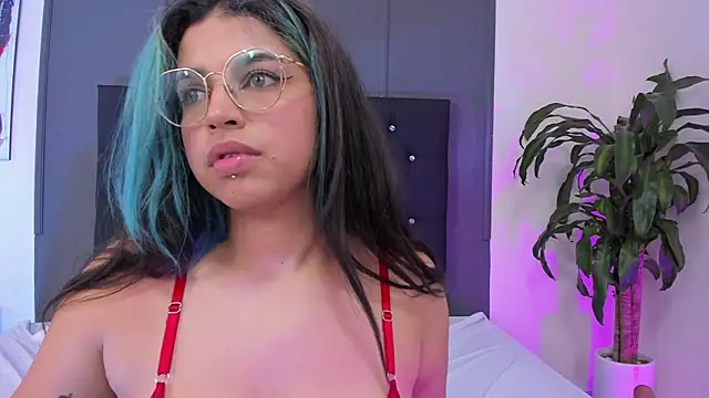 Snapshot of lyra-rain chatting on March 11, 2025, 5:57 pm lyra-rain online show from March 11, 2025, 5:57 pm