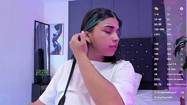 Snapshot of lyra-rain chatting on March 8, 2025, 2:30 pm lyra-rain online show from March 8, 2025, 2:30 pm