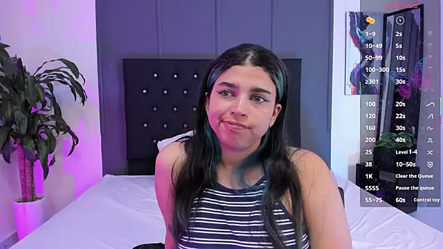 Snapshot of lyra-rain chatting on March 7, 2025, 11:40 am lyra-rain online show from March 7, 2025, 11:40 am