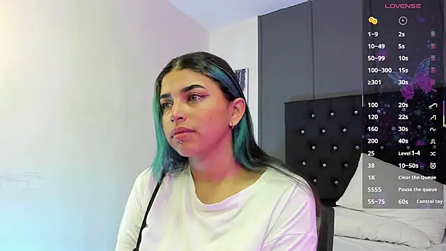 Snapshot of lyra-rain chatting on March 8, 2025, 11:27 am lyra-rain online show from March 8, 2025, 11:27 am