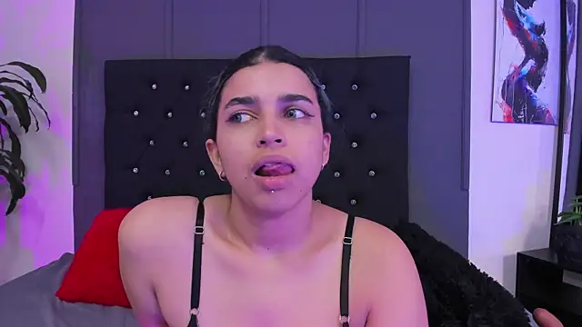 Snapshot of lyra-rain chatting on March 5, 2025, 9:26 pm lyra-rain online show from March 5, 2025, 9:26 pm