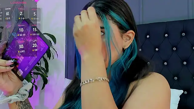 Snapshot of lyra-rain chatting on February 18, 2025, 12:28 pm lyra-rain online show from February 18, 2025, 12:28 pm