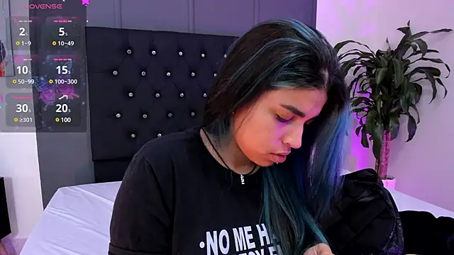 Snapshot of lyra-rain chatting on February 20, 2025, 11:09 am lyra-rain online show from February 20, 2025, 11:09 am