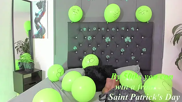 Snapshot of lyra-rain chatting on March 16, 2025, 7:17 pm lyra-rain online show from March 16, 2025, 7:17 pm