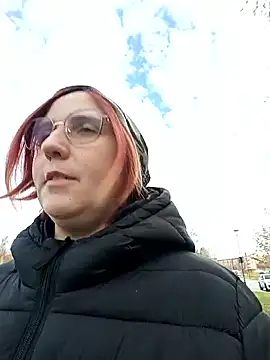 Snapshot of Marie1992PL chatting on November 1, 2025, 8:08 am Marie1992PL online show from November 1, 2025, 8:08 am