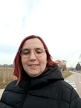 Snapshot of Marie1992PL chatting on March 8, 2026, 8:17 am Marie1992PL online show from March 8, 2026, 8:17 am