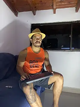 AndresSmith   online show from March 3, 2026, 8:21 am