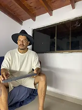 AndresSmith   online show from March 26, 2026, 8:23 am